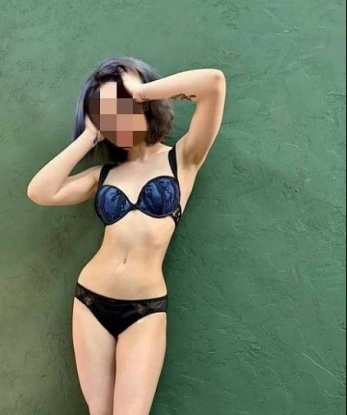 Я креативная девушка с опытом, которая знает, как удовлетворить тебя по полной программе. У меня есть много интересных услуг, которые ожидают тебя в Москве, где я настоящая королева азарта и страсти.
🔥 Позволь мне показать тебе новые варианты удовольствия, мое тело готово угодить тебе, от топливом эротических массажей до горячих ролевых игр или экзотического стриптиза – ты выбираешь. Я могу быть твоей беззаботной подругой на время или ослепительной любовницей, готовой исполнить все твои сокровенные желания.
💋 Мои непревзойденные навыки и энтузиазм гарантируют твое полное удовлетворение и незабываемые моменты. Мои клиенты всегда довольны и оставляют только самые лестные отзывы. У меня есть фото, чтобы подтвердить мою красоту и очарование.
💎 Живу в Москве, столице страсти и возможностей, где мы можем открыть для себя новые грани удовольствия и наслаждения. Давай сделаем нашу встречу незабываемой, позвони мне прямо сейчас. Жду с нетерпением, чтобы сделать реальностью твои самые смелые фантазии. 😘 311, 19 лет